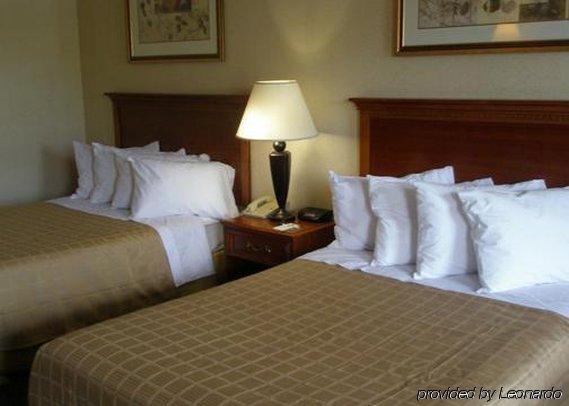 Quality Inn Troutville - Roanoke North Rom bilde