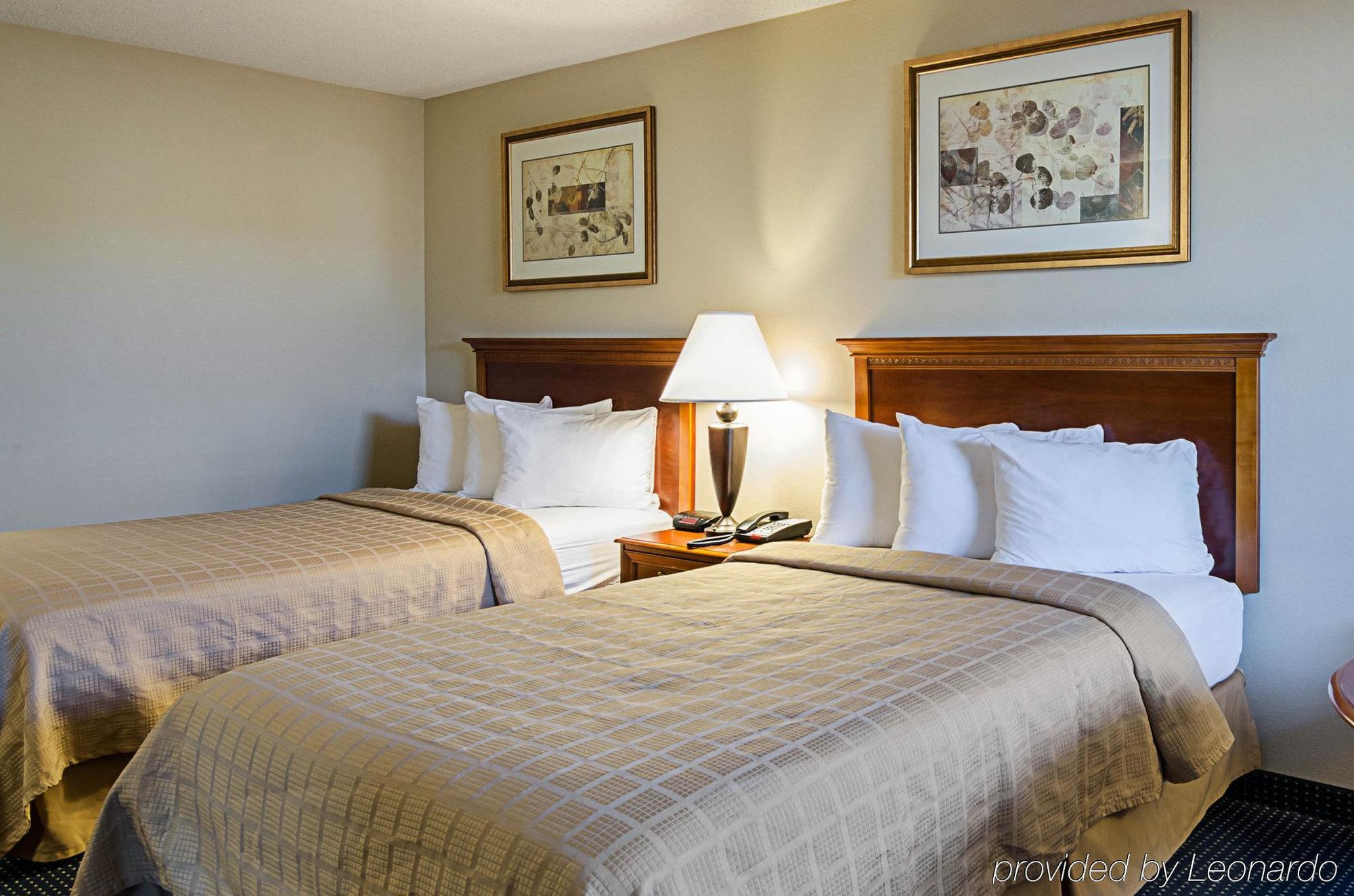 Quality Inn Troutville - Roanoke North Eksteriør bilde