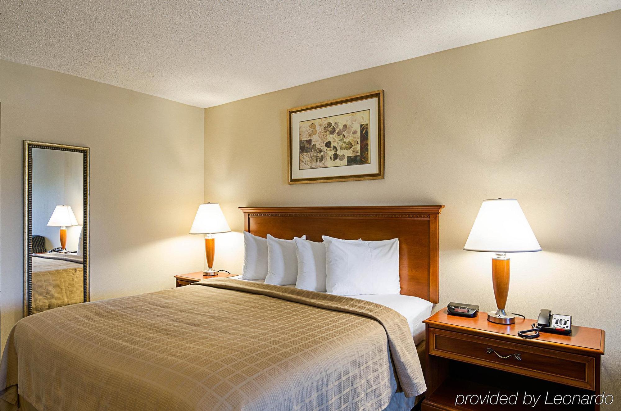 Quality Inn Troutville - Roanoke North Eksteriør bilde